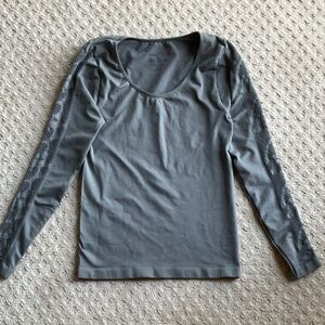 Rhonda Shear long sleeved stretch t dark grey size M